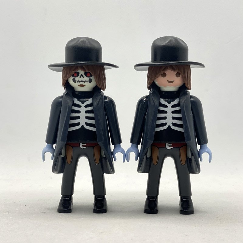 Playmobil Enterrador Zombie con Pala