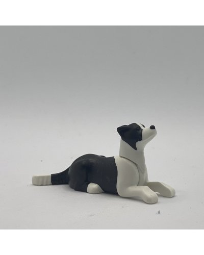 Playmobil Perro Blanco y Negro tumbado