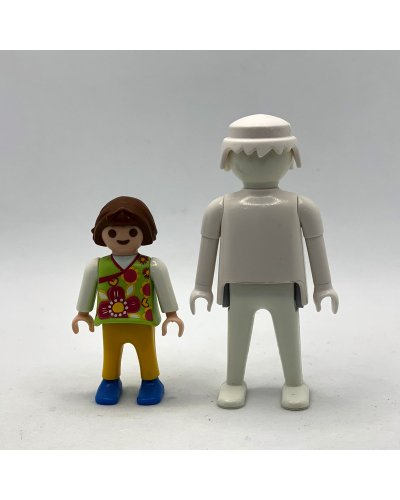 Playmobil Niña Morena