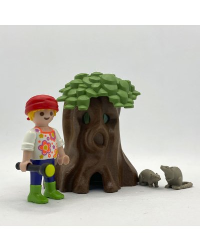 Playmobil Niña en el Bosque en Halloween