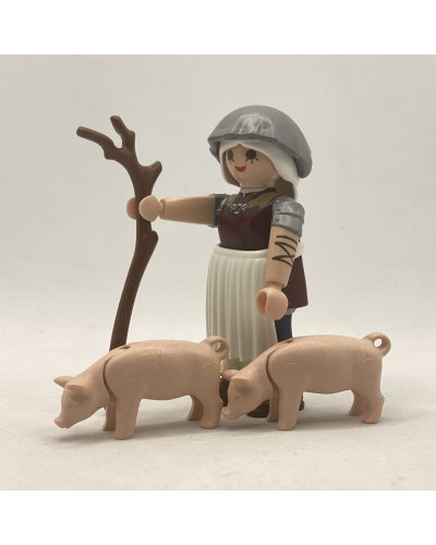 Playmobil Aldeana Anciana y Cerditos