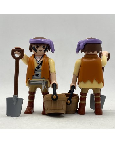 Playmobil Aldeano Carbonero FCO858