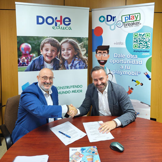 DOHE y Dr playbreaker® firman un acuerdo estratégico para la distribución de productos escolares licenciados por Playmobil® en el canal juguetero