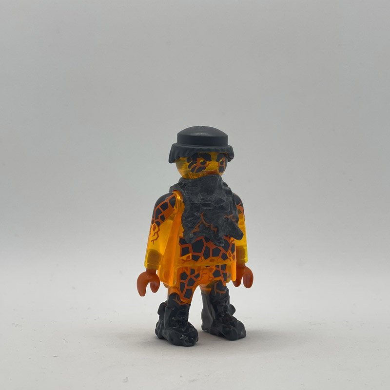Playmobil Enano Volcan Naranja