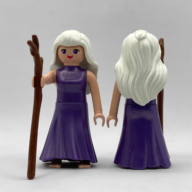 Playmobil Anciana Aldeana Belén con Ternero FCO959 vista por delante y por detrás