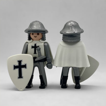 Playmobil Cruzado Cruz Negra FCO961 visto por delante y por detrás
