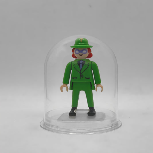 Playmobil Enigma FCO974 - minifigura DC dentro de su urna expositora transparente con base y peana