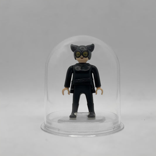 Playmobil Catwoman FCO976 - minifigura DC en urna expositora transparente sobre peana original Playmobil